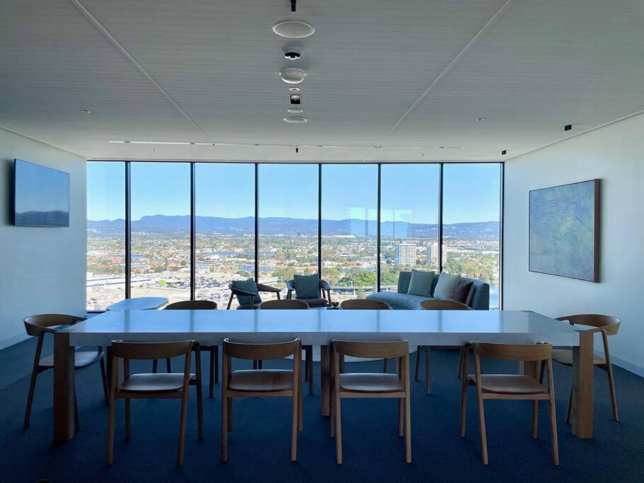 Stunning Riverview 1Bedroom Serviced Apt Gold Coast Dış mekan fotoğraf